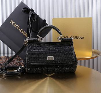 Okify Dolce&Gabbana Black Small Sicily Handbag 11x18x6cm