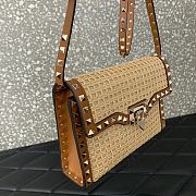 Okify Valentino Rockstud Shoulder Bag in Woven Raffia 22.5x15.5x6cm - 4