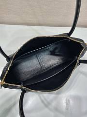 Okify Prada Black Leather Handbag 28x18x11cm - 3