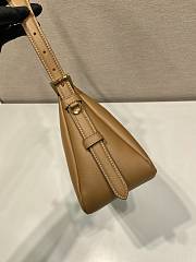 Okify Prada Aimée caramel leather shoulder bag 31x18x10cm - 4