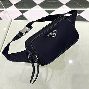 Okify Prada Back Belt Bag 21x12.5x4.5cm