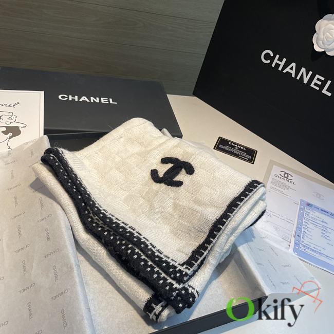 Okify Chanel White Scarf 70x200cm 18362 - 1