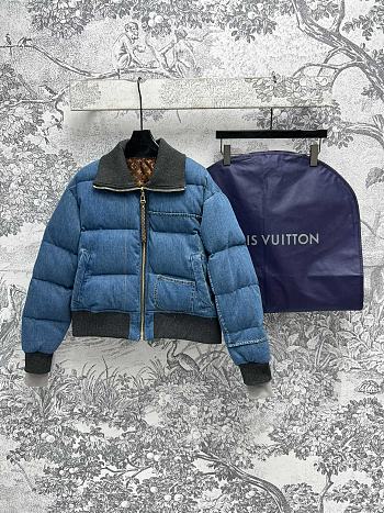 Okify Louis Vuitton Denim Print Cropped Puffer Jacket 1AGBUG SML