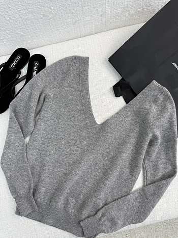 Okify YSL V collar light grey gray sweater SML