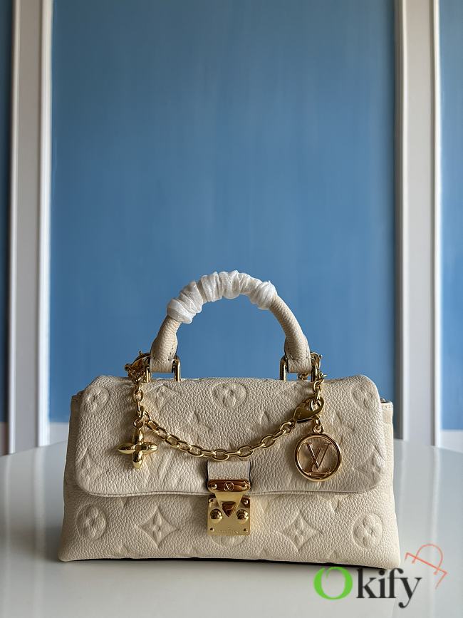 Okify Louis Vuitton Cream Nano Madeleine Bag 12.5 x 6 x 21 cm M12145 - 1