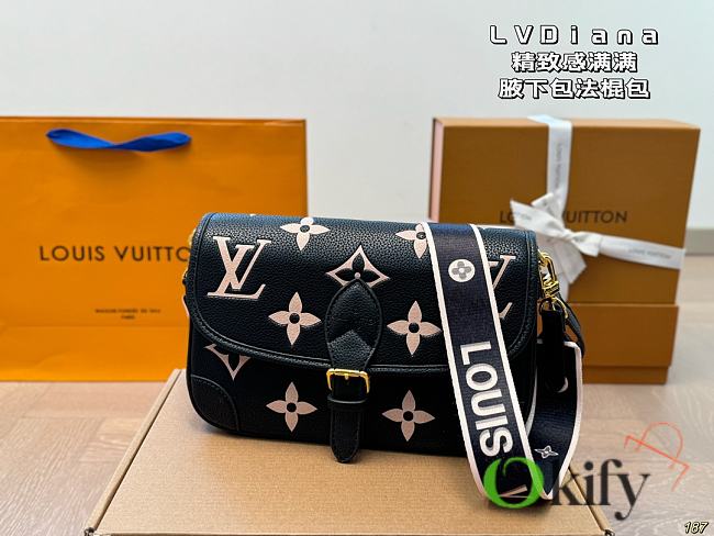 Okify Louis Vuitton Diana Baguette Bag 25x15cm  - 1