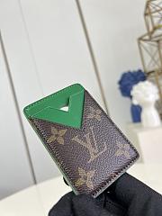 Okify Louis Vuitton Porte Cartes Magnet Card Holder in Green 6.5 x 9.5 x 0.5 cm M12855 - 4