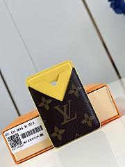 Okify Louis Vuitton Porte Cartes Magnet Card Holder in Yellow 6.5 x 9.5 x 0.5 cm M12853 - 1