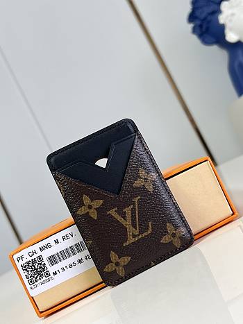 Okify Louis Vuitton Porte Cartes Magnet Card Holder in Monogram Macassar 6.5 x 9.5 x 0.5 cm M13185