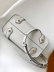 Okify Fendi Medium Boston Bag in white 27.5x17.5x25.5cm - 2