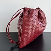 Okify Bottega Veneta Intrecciato calfskin leather dustbag with transformable strap in dark red 32x23cm - 2