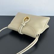 Okify Bottega Veneta Small Liberta MXN 69 000 crossbody bag in cream smooth calf leather with double flap 27.5x16x6cm - 5