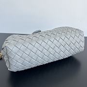 Okify Bottega Veneta Lauren 1980 clutch metal chain with light blue tubular leather MXN 89 400 31.5x16.5x11cm - 3