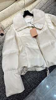 Okify MiuMiu White Jacket With Mink Collar SML - 3