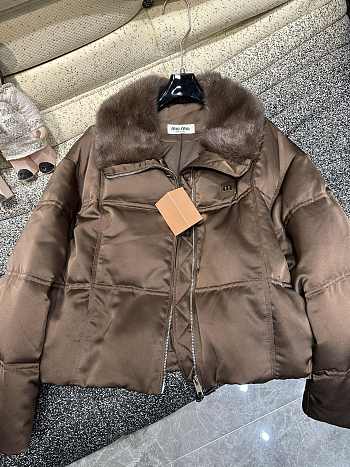 Okify MiuMiu Brown Jacket With Mink Collar SML