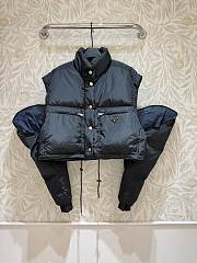 Okify Prada Short down jacket with detachable sleeves - 4