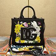 Okify Dolce & Gabbana Rabbit Printed Tote Bag in Black 30x14x26cm - 1