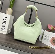 Okify Loewe small squeeze bag in green nappa leather 29x10.5x24cm - 3