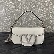 Okify Valentino Garavani Mini Loco calfskin bag with crystals in white 19x11x5cm - 1