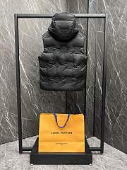 Okify Louis Vuitton Black Down Vest  - 3