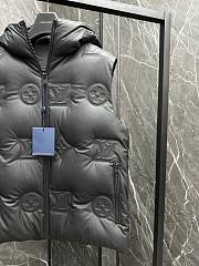 Okify Louis Vuitton Black Down Vest  - 2