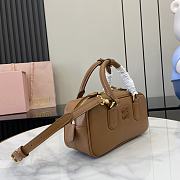 Okify MiuMiu Small Arcadie Leather Bag in Light Brown 22x10.5x7.5cm - 3