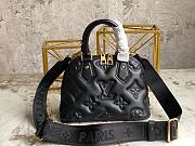 Okify Louis Vuitton Black Alma BB Bag 24.5x18x12cm M59793  - 1