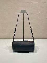 Okify Prada Underarm Bag in black 22x9x7.5cm  - 2