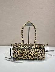 Okify Prada Medium printed leather handbag in honey 32x15.5x12cm  - 1