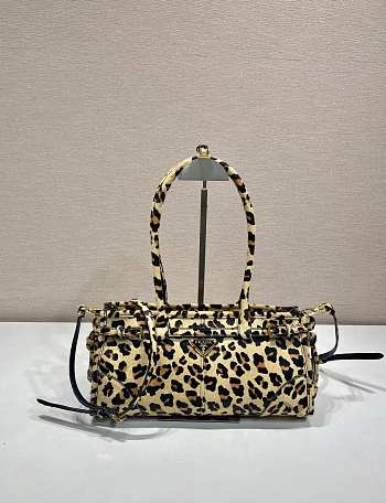 Okify Prada Medium printed leather handbag in honey 32x15.5x12cm 