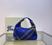 Okify Burberry Mini Peg Duffle Bag in knight dark blue 21.5 x 10.5 x 23cm - 1