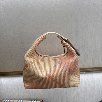 Okify Burberry Mini Peg Duffle Bag in sherbet 21.5 x 10.5 x 23cm