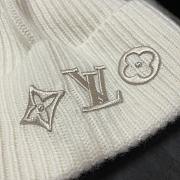 Okify Louis Vuitton White Wool Beanie  - 4