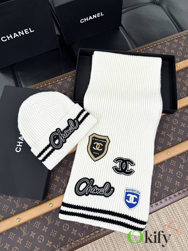 Okify Chanel White Medal Scarf  - 1