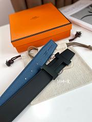 Okify Hermes Constance Belt Buckle and Reversible Black and Blue Leather Strap 38mm 19127 - 2