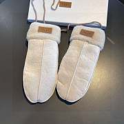 Okify UGG White Wool Gloves - 3