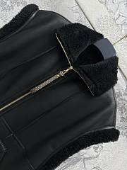 Okify Louis Vuitton Black Lambskin And Fur Vest Jacket SML - 4