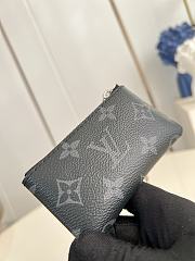 Okify Louis Vuitton Grey Gray Monogram Eclipse Key Pouch 12 x 7 x 1.5 cm M80905 - 4