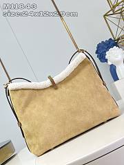 Okify Louis Vuitton CarryAll PM Mahina Leather in beige 29x24x12cm M11843 - 5