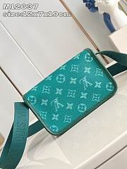 Okify Louis Vuitton Bosphore Wearable Bag In Green M12637 12 x 7 x 19 cm  - 5