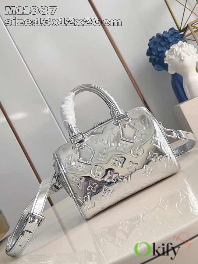 Okify Louis Vuitton Monogram Miroir Silver Speedy Bandoulière 20 Bag M11987 13 x 12 x 20 cm  - 1