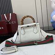 Okify Gucci Diana Bamboo Crocodile Mini Tote Bag In White 20x16x10cm  - 3