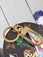 Okify Louis Vuitton Illustre Vivienne Sail Keychains and Bag Accessories - 3