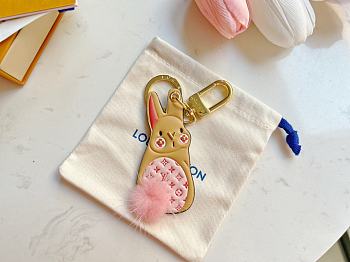 Okify Louis Vuitton Bunny Keyring 