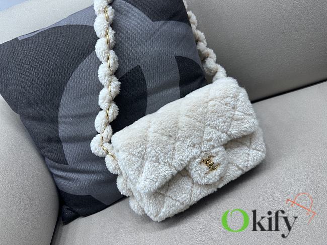 Okify Chanell Shearling Lambskin Flap Bag With White Velvet Braided 17x23x10cm  - 1