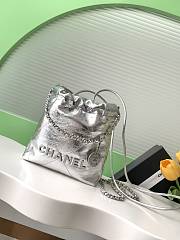 Okify Chanel 22 Mini Bag With Silver Metallic Calfskin 19x20x6cm  - 1