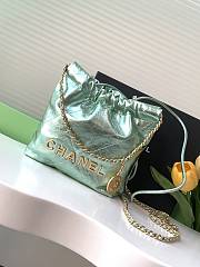 Okify Chanel 22 Mini Bag With Green Metallic Calfskin 19x20x6cm - 1