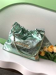 Okify Chanel 22 Large Bag With Green Metallic Calfskin 39x42x7cm - 1