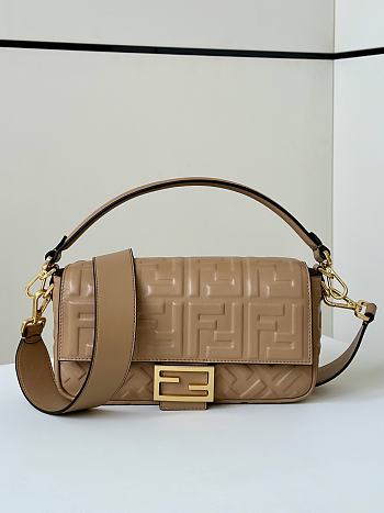 Okify Fendi Baguette Bag In Beige 27x5x15cm