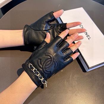 Okify Chanel Black Leather Fingerless Gloves With Chain 19532